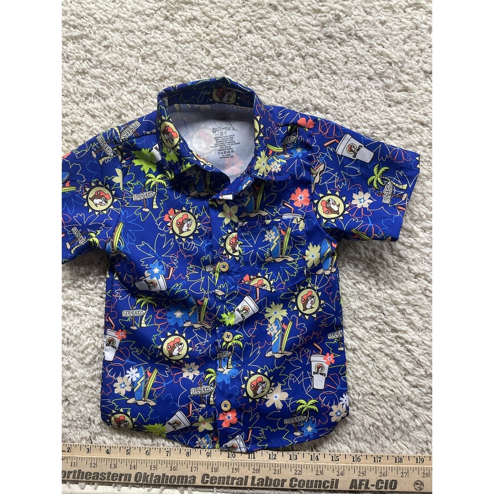 bucees 2T Button Up Hawaiian Short Sleeve Shirt
